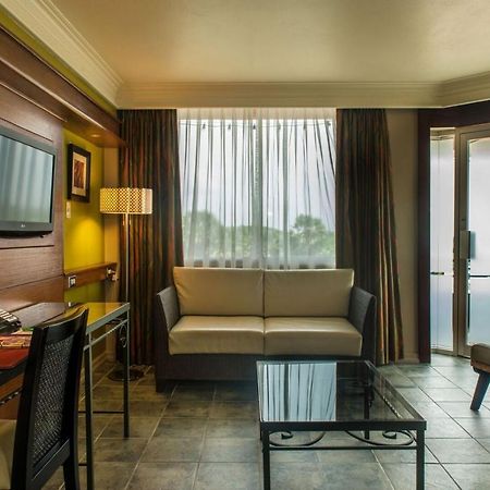 Kapok Hotel Port of Spain Luaran gambar