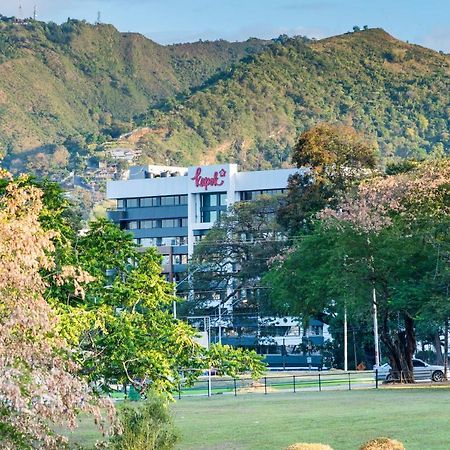 Kapok Hotel Port of Spain Luaran gambar
