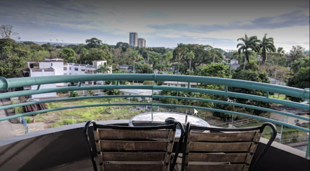 Kapok Hotel Port of Spain Luaran gambar