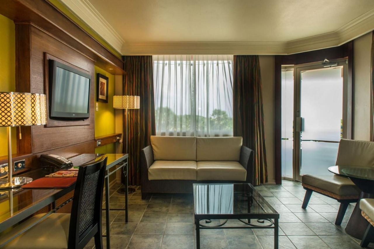 Kapok Hotel Port of Spain Luaran gambar