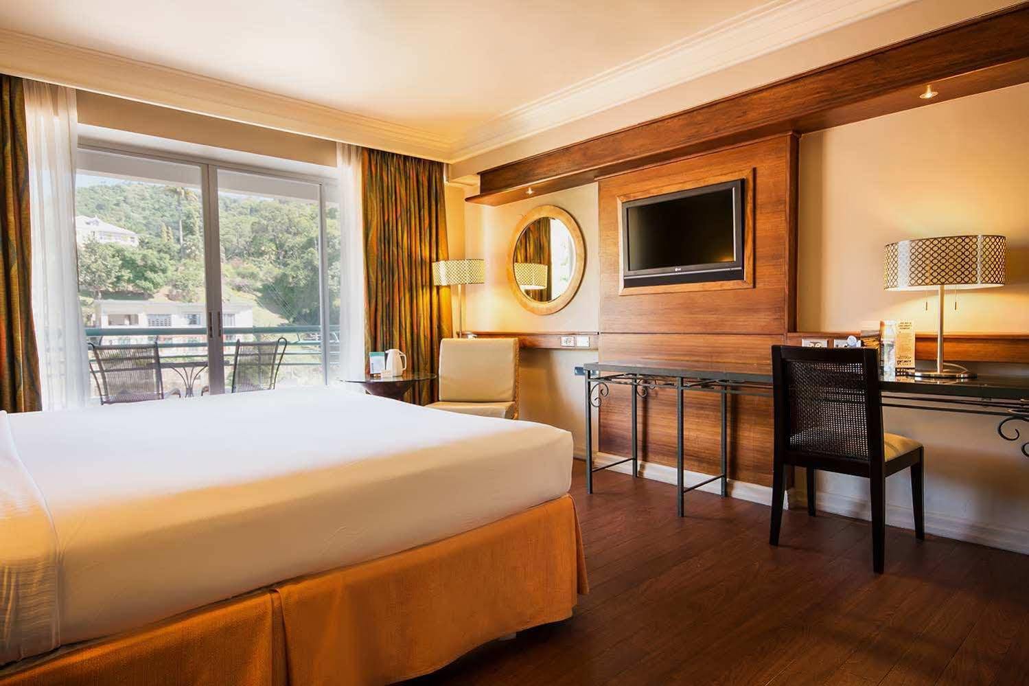 Kapok Hotel Port of Spain Luaran gambar